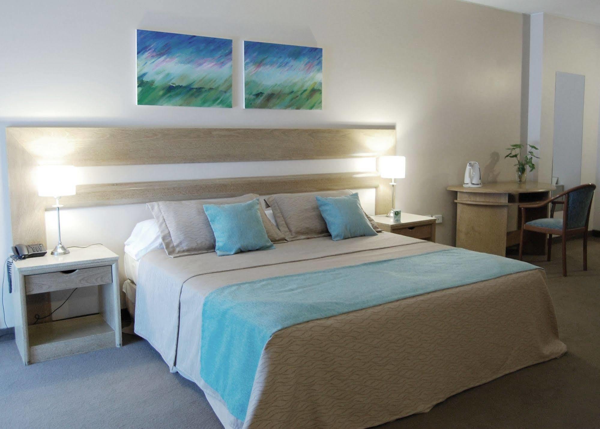 Interplaza Hotel Córdoba Extérieur photo